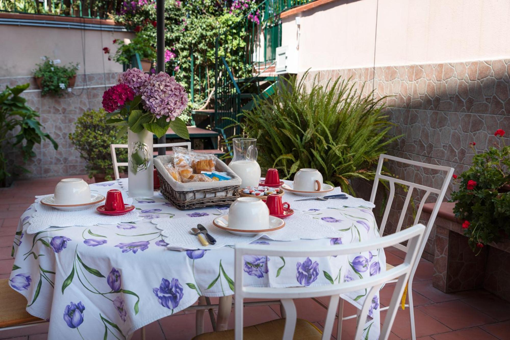 Casa Vacanze Il Gatto Rosso Trecase Ngoại thất bức ảnh