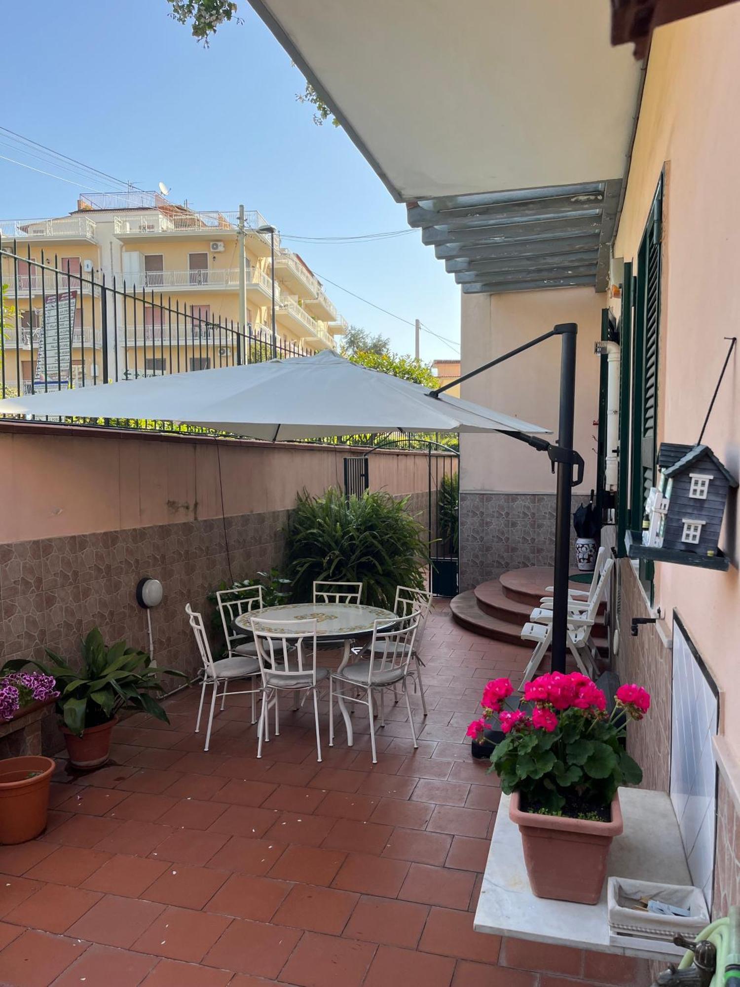 Casa Vacanze Il Gatto Rosso Trecase Ngoại thất bức ảnh