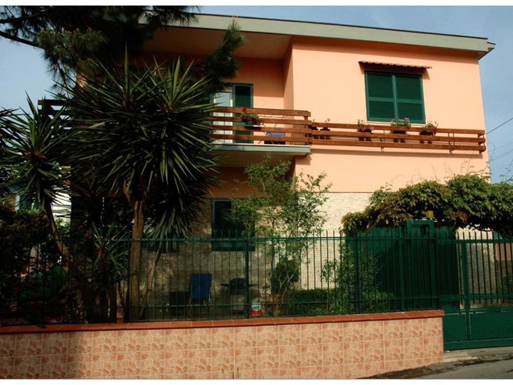 Casa Vacanze Il Gatto Rosso Trecase Ngoại thất bức ảnh